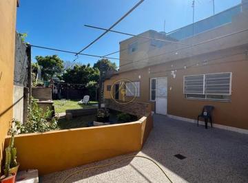 Casa · 117m² · 4 Ambientes · Casa en Venta Multifamiliar Apto Credito San Andres /villa Zagala