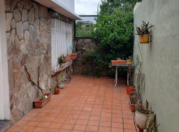 Casa · 67m² · 4 Ambientes · Casa Alquiler 3 Dorm. Zona Norte