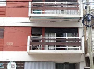 Departamento · 37m² · 2 Ambientes · Departamento en Venta en Avellaneda, G. B. a. Zona Sur, Argentina