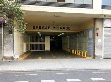 Garage · 13m² · 1 Cochera · Cochera Fija en Once. Excelente Ubicación