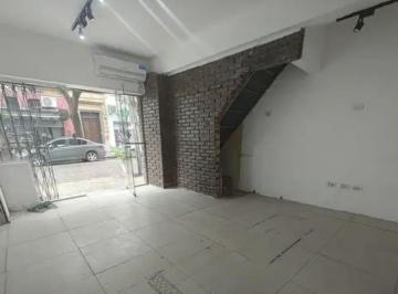 Local comercial · 19m² · Excelente Local en Alquiler 25 de Mayo Al 100