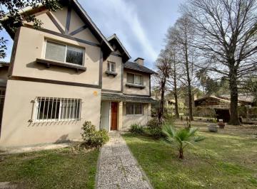 Local comercial · 180m² · 12 Ambientes · 1 Cochera · San Jose 2159 - Casa de 3 Dorm. con Pileta en Zona Comercial en Venta - Centro, Funes