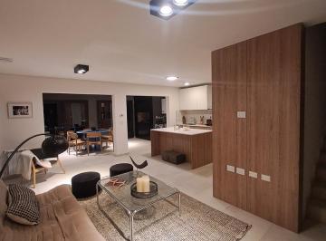 Casa · 160m² · 5 Ambientes · 2 Cocheras · Housing La Domitila - Jardín Claret - Seguridad, Confort y Financiación