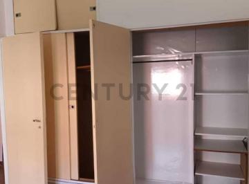 Departamento · 62m² · 6 Ambientes · 1 Cochera · Oportunidad Depto Dos Dorm. Calle 82 E/11 y 12