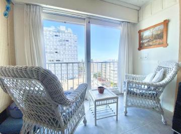 Departamento · 43m² · 2 Ambientes · Apartamento en Peninsula. 1 Dormitorio con Vista