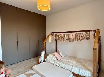 Casa · 286m² · 8 Ambientes · 1 Cochera · Casa Al Lago en Alquiler Anual en Ceibos