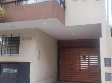 PH · 97m² · 3 Ambientes · 1 Cochera · PH en Duplex de Amplios 3 Ambientes con Espacio de Cochera. Don Bosco. Apto Credito. Sin Expensas.