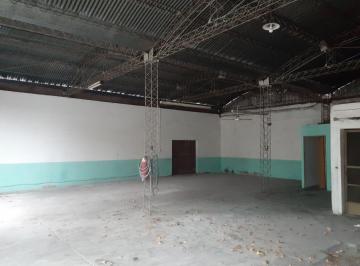 Bodega-Galpón · 200m² · Alquiler Galpón Céntrico 200 m San Rafael, Mza