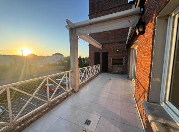 Departamento · 70m² · 3 Ambientes · 2 Cocheras · Departamento en Alquiler 3 Ambientes en Tortugas II