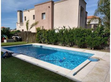 Casa · 279m² · 4 Dormitorios · 4 Cocheras · Casa en Barrio Cerrado La Comarca Tigre