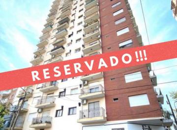 Departamento de 2 ambientes, La Matanza · Apto Credito - 2 Amb con Balcon y Cocina Separada - Zona Centrica // Alvear 192