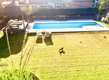 Casa · 346m² · 4 Ambientes · 1 Cochera · Venta Hermosa Casa en Country San Carlos