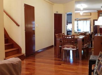 Casa · 138m² · 4 Ambientes · 1 Cochera · Duplex Venta 4 Amb Parque Saavedra Fondo y Cochera