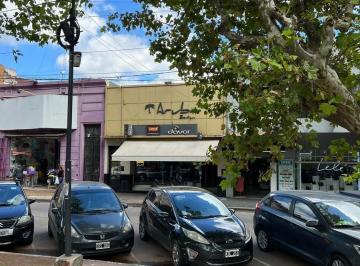 Local comercial · 389m² · Local en Centro de Lujan