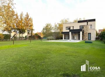 Casa · 170m² · 5 Ambientes · 2 Cocheras · Venta Casa 3 Dorm. Country Golf Rosario Fisherton