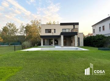 Casa · 170m² · 5 Ambientes · 2 Cocheras · Venta Casa 3 Dorm. Country Golf Rosario Fisherton