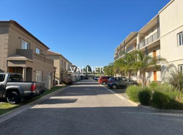 Casa · 84m² · 4 Ambientes · Casa en Alquiler en Saravi Village, Pilar, G. B. a. Zona Norte