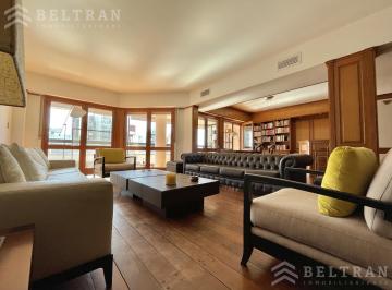 Departamento · 260m² · 8 Ambientes · 2 Cocheras · Departamento en Martin