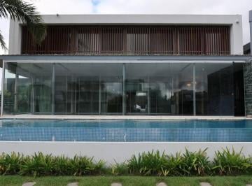 Casa · 360m² · 4 Dormitorios · 2 Cocheras · Casa en Venta en El Yacht Nordelta