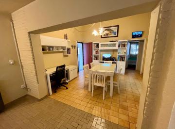 Casa · 95m² · 3 Ambientes · 2 Cocheras · Casa 3 Amb con Parque San Miguel Cercano a Terrazas de Mayo