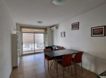 Departamento de 3 ambientes, Flores · 3 Ambientes Amoblado con Balcón, Edificio con Pileta