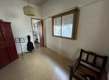 Casa · 100m² · 3 Ambientes · Casa en Venta - 2 Dorm. 1 Baño - 120 m² - La Plata