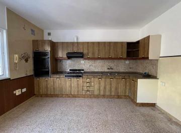 Imagen 1 - Casa amplia de 3 dormitorios y gran patio verde en 9 de Julio y Río de Janeiro. - · Casa Amplia de 3 Dorm. y Gran Patio Verde en 9 de Julio y Río de Janeiro.