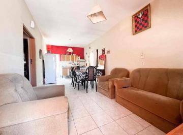Casa · 78m² · 3 Ambientes · 1 Cochera · Casa 2 Dorm. Venta - Puerto Gral San Martin