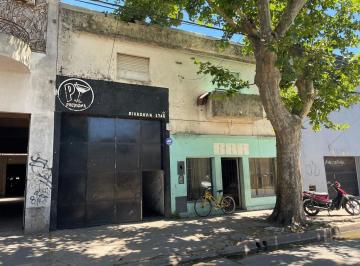 Local comercial · 349m² · 6 Cocheras · Lote 433 m² Centro Zarate Para Reciclar o Demoler
