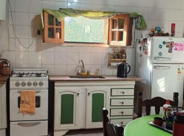 Casa · 40m² · 2 Ambientes · 1 Cochera · Casa en Venta en Arana