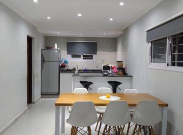 PH · 95m² · 4 Ambientes · 1 Cochera · Venta Casa Las Margaritas 2 Dorm. Cochera