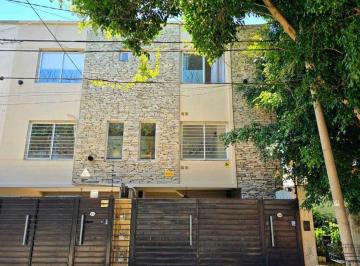PH · 100m² · 4 Ambientes · 1 Cochera · Venta PH 4 Amb en Olivos C/terr. y Coch. Sin Exp.