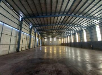 Bodega-Galpón · 3250m² · Galpones en Alquiler Temporal o Permanente