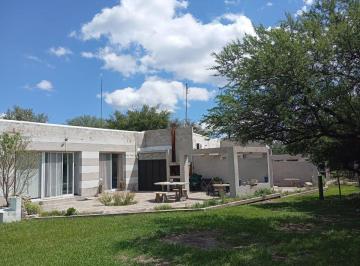Casa · 197m² · 9 Ambientes · 3 Cocheras · Venta 3 Casas en Estacion Villa Elena - Merlo Sl