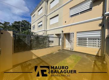 Casa · 150m² · 5 Ambientes · 1 Cochera · Casa en Ciudad Evita - Triplex - 4 Dorm. - Apto Credito