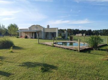 Casa · 100m² · 3 Ambientes · Venta de Casa Quinta