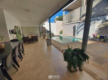 Casa · 312m² · 4 Ambientes · Cf1222 - Casa Apta Crédito Hipotecario en Venta