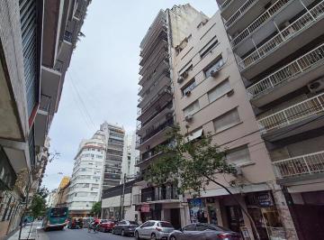 Departamento · 69m² · 3 Ambientes · Apto Profesional. Recoleta. Plaza Vicente Lopez. 2/3ambientes.