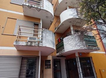 Departamento · 38m² · 2 Ambientes · Alquilo Dpto. 1dorm. Montevideo Esq. Corro