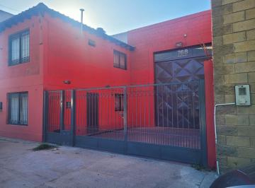 Bodega-Galpón · 277m² · 4 Ambientes · 2 Cocheras · Galpón en Carlos Spegazzini