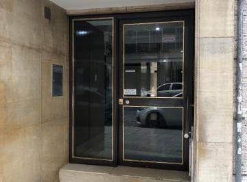 Departamento de 2 ambientes, Palermo · Excelente y Luminoso Dos Ambientes Ctfte a Pulmón, Bajas Expensas, Impecable.