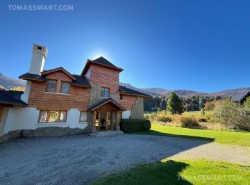 Casa · 1m² · 6 Ambientes · Casa - Montaña