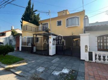 Casa de 3 ambientes, Morón · Alquiler Dúplex de 3 Ambientes en Haedo.