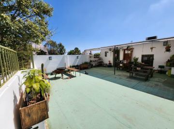 Casa · 104m² · 4 Ambientes · Venta Casa de 2 Dorm., Patio, Terraza. Beccar