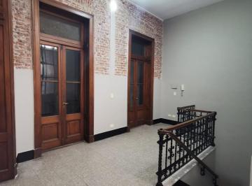 Local comercial · 330m² · 8 Ambientes · PH en Almagro