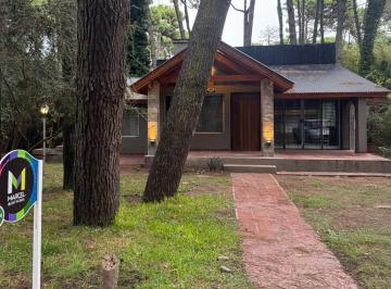 Casa · 150m² · 5 Ambientes · 1 Cochera · Casa en Venta 4 Ambientes Pinamar Lasalle