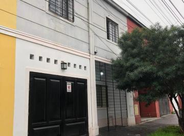 Casa · 150m² · 3 Dormitorios · 1 Cochera · Venta Fondo de Comercio