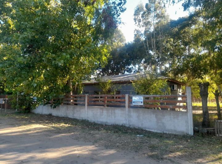 Casa · 85m² · 4 Ambientes · 2 Cocheras
