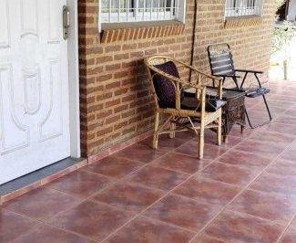 Casa · 5 Ambientes · 1 Cochera · Casa Barrio El Pinar
