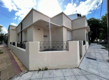 Casa · 57m² · 3 Ambientes · Alquiler Casa 3 Ambientes Temperley
